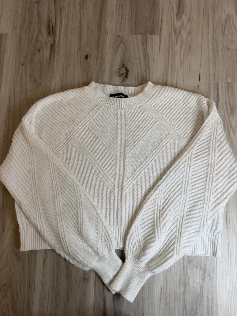 Express Classic White Textured Knit Sweater - Women's Crewneck size XS